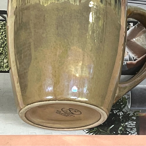 R2 Zrike 16 oz Stoneware Coffee Mug Shimmery Glaze Ombre Drip Taupe Green Peach - Picture 12 of 17